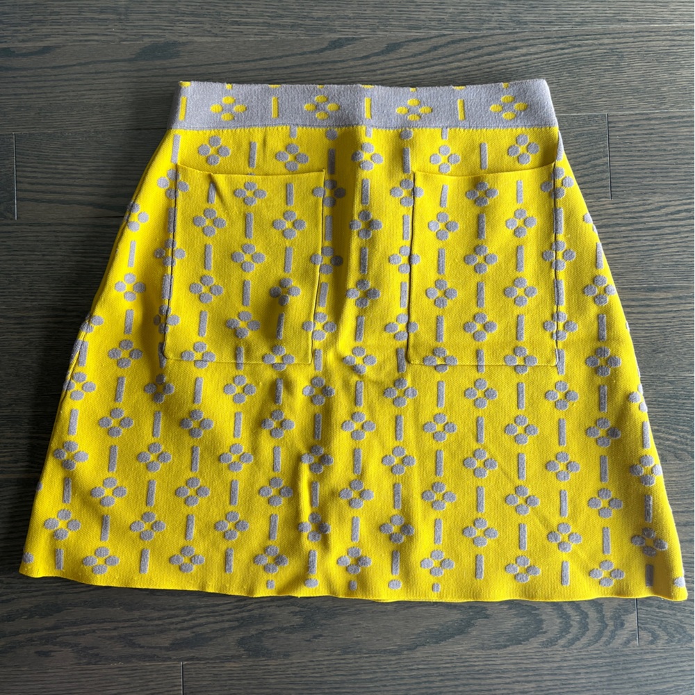 Maeve Anthropologie - Yellow and Gray Floral knit Skirt size M with pockets